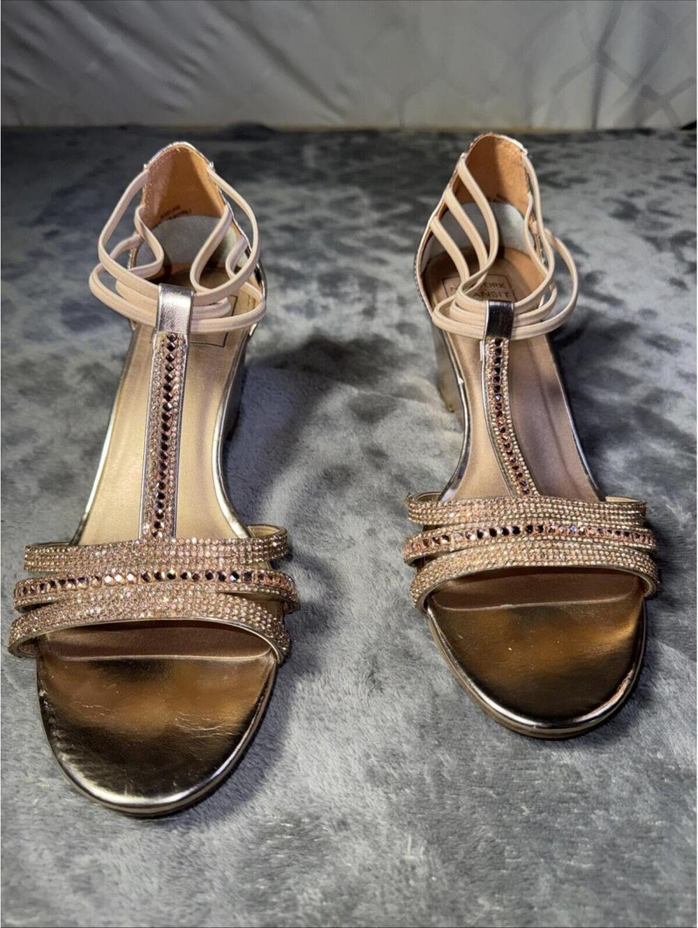 New York Transit Women’s Shoes Strappy Sandals Rhinestones Sz 10  Rose gold